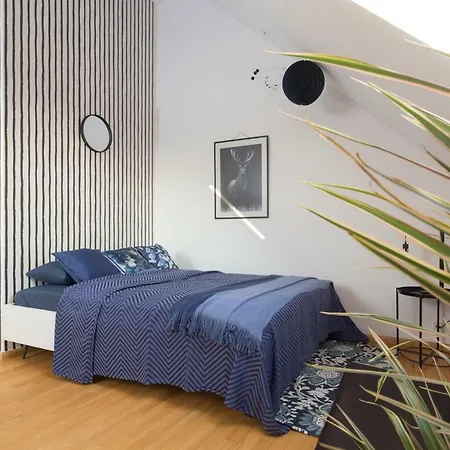 Apartment Outremer Blue
